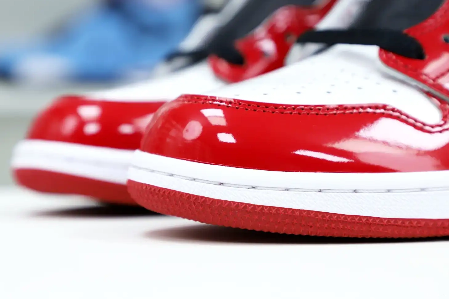Kimikick JORDAN HIGH 'FEARLESS' RETRO 1 AIR OG 0808